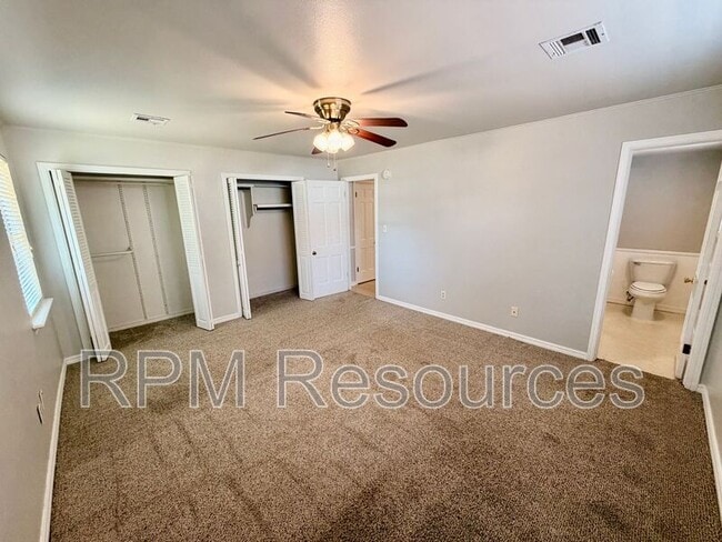 Building Photo - 4120 NW 44th St