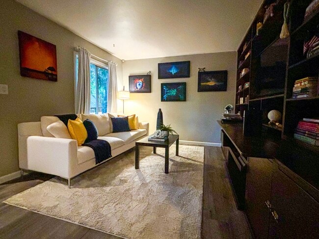 Building Photo - 15010 26th Ave NE