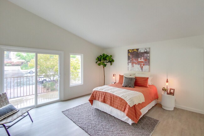 Building Photo - 1059 Arbor Ln