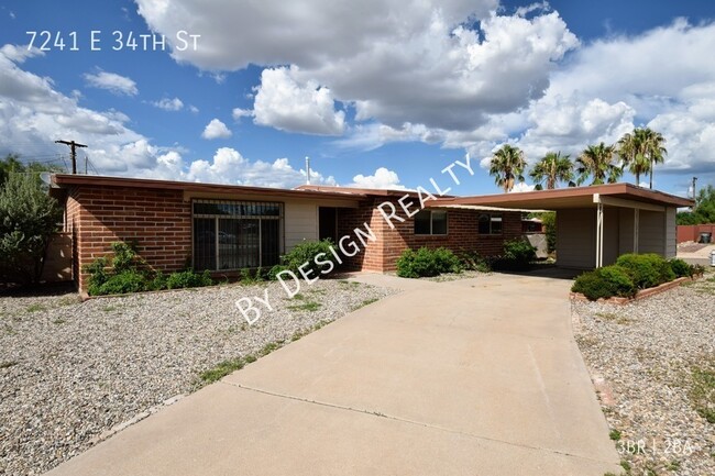 Building Photo - Beautifully Remodeled East Side 3 Bed 2 Ba...