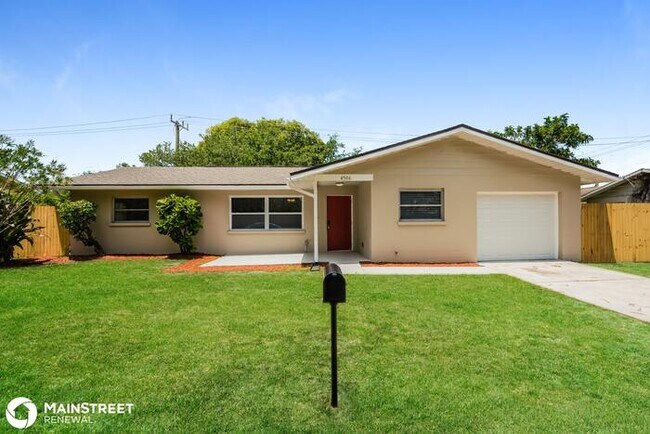 Primary Photo - 4506 9TH ST W, BRADENTON, FL 34207