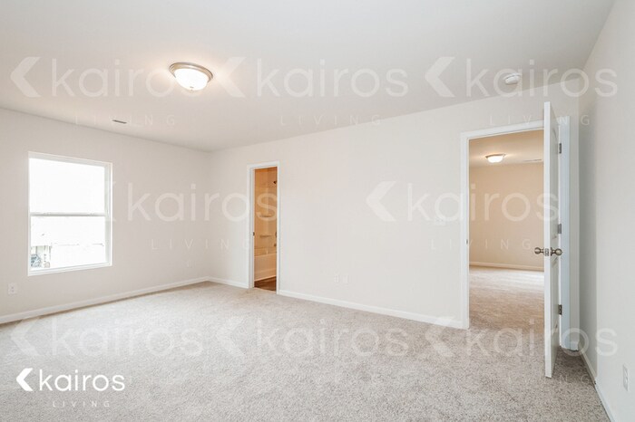 Building Photo - 2033 Country Pl