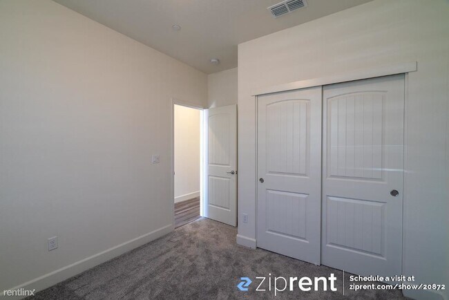 Building Photo - 4 br, 3 bath House - 4449 Tucker Drive, Fo...