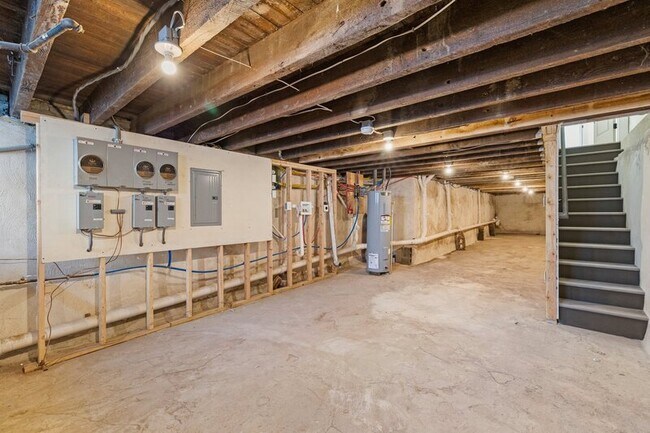 Building Photo - 2345 N 16th St