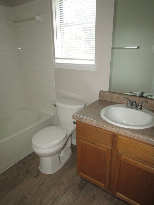 Building Photo - 8508 Apple Carrie Cove