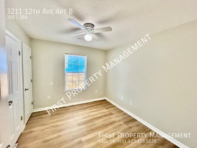 Building Photo - 3211 12th Ave