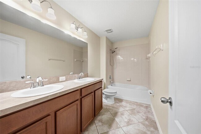 Building Photo - 12125 Streambed Dr