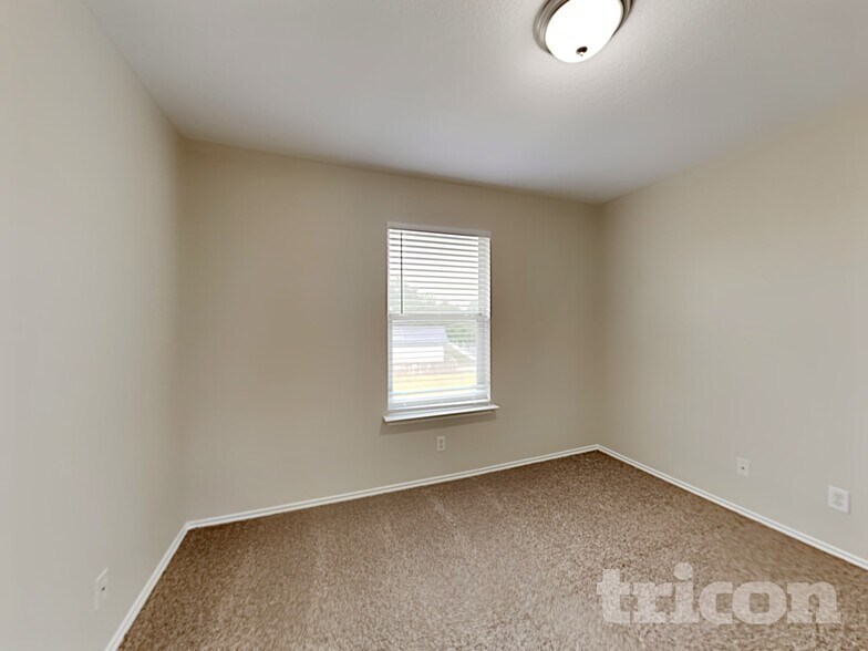 Building Photo - 8203 Maple Meadow Dr