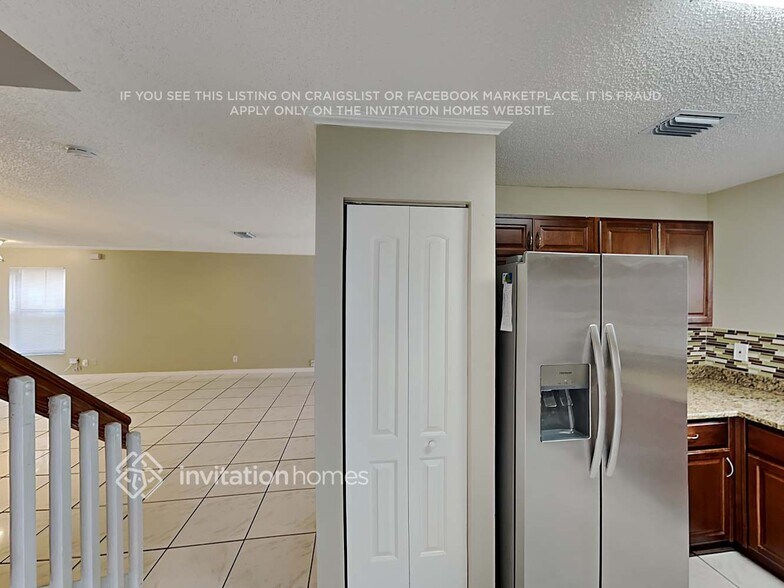 Building Photo - 6317 Seminole Terrace