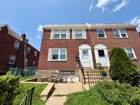Building Photo - 1617 Roumfort Rd