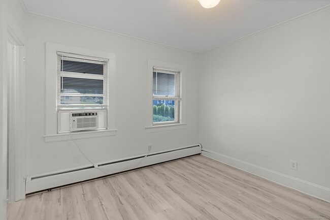 Building Photo - 78 Meriline Ave