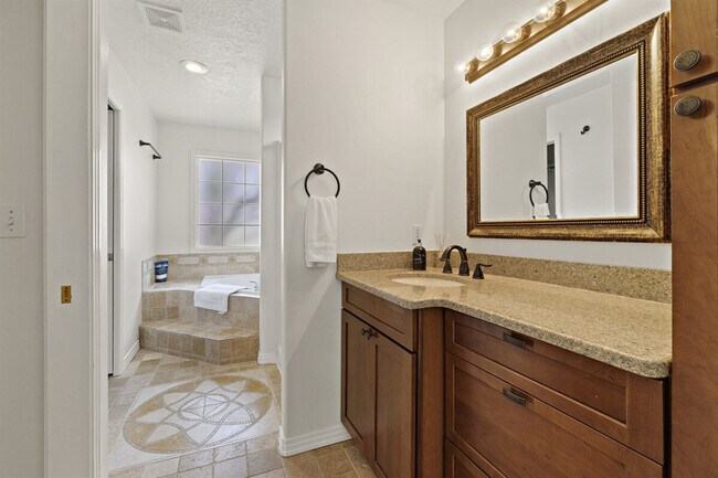 Building Photo - 9297 W Calico St