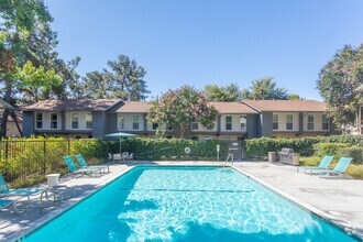 Building Photo - Montecito