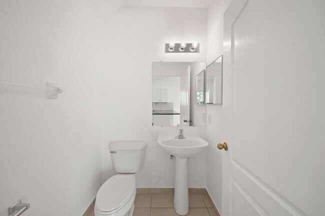 Building Photo - 21459 SW 86th Pl