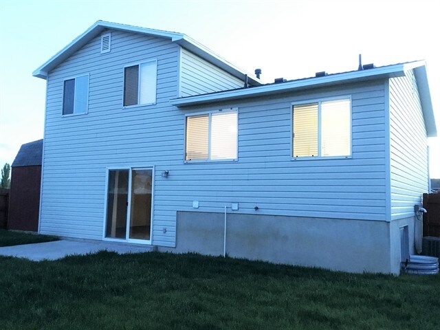 Building Photo - 5998 4050 W St