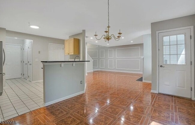 Building Photo - 3804 Scenic Ct