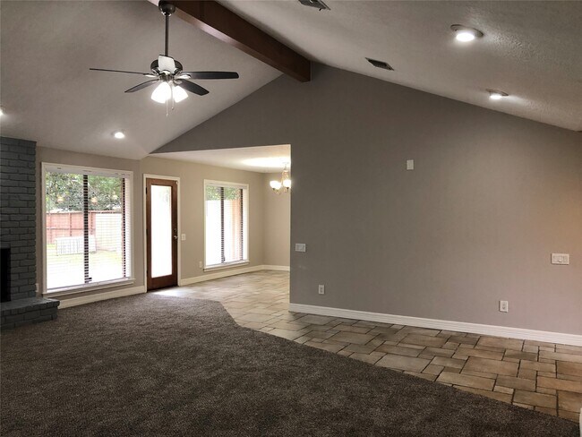 Building Photo - 3414 Wooddale Ln