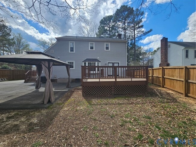 Building Photo - 517 Pleasanthill Dr