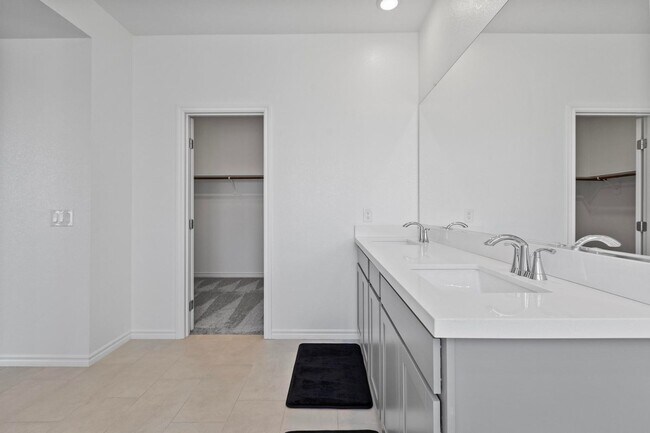 Building Photo - Desirable Inspirada Next-Gen Home! 4 Bedro...