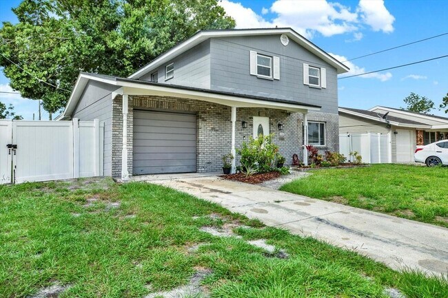 Building Photo - 6504 Lenore Dr