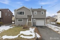 Building Photo - 6 Cherry St