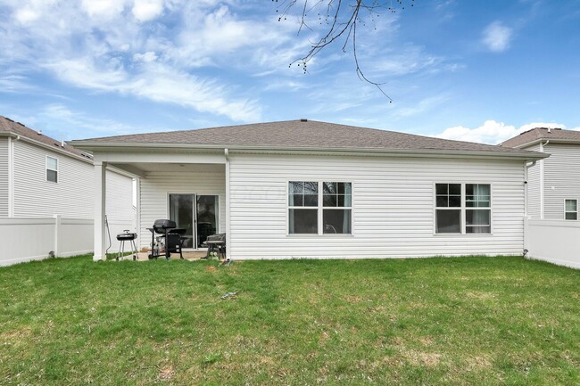 Building Photo - 383 Kells Ct E