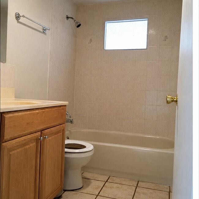 Building Photo - 6709 49th Ave N