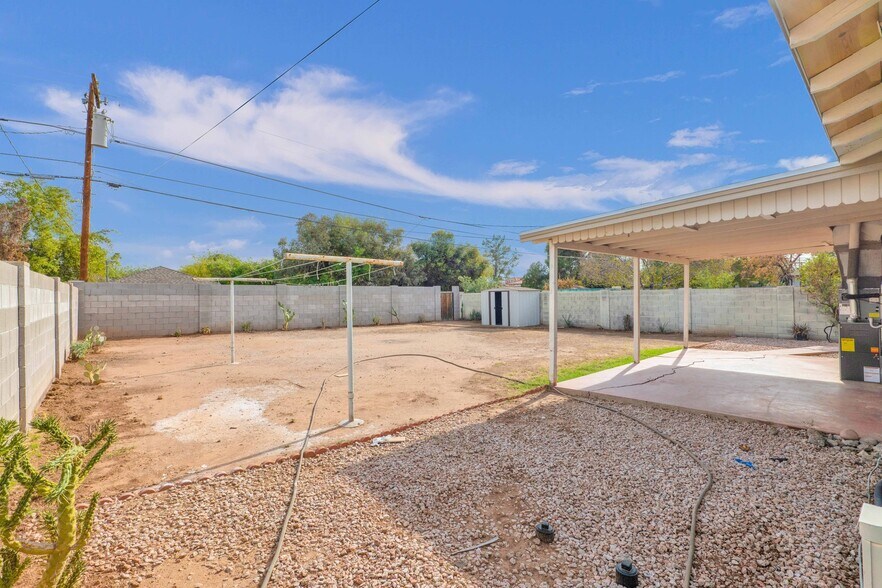 Building Photo - 3015 N 17th Ave