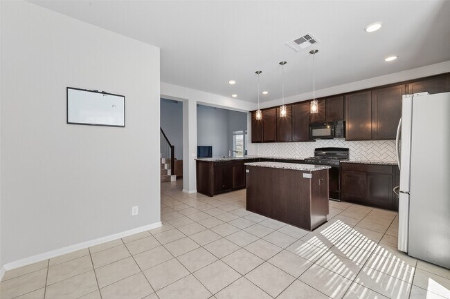 Building Photo - 205 Bonita Beach Dr