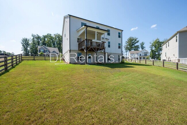 Building Photo - 7095 Evening Dew Dr