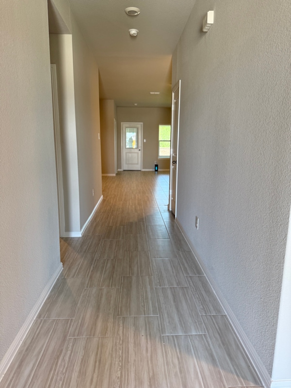 Building Photo - 1628 Alberque Dr