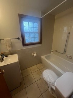 Downstairs Bathroom - 3875 N Buffalo Rd