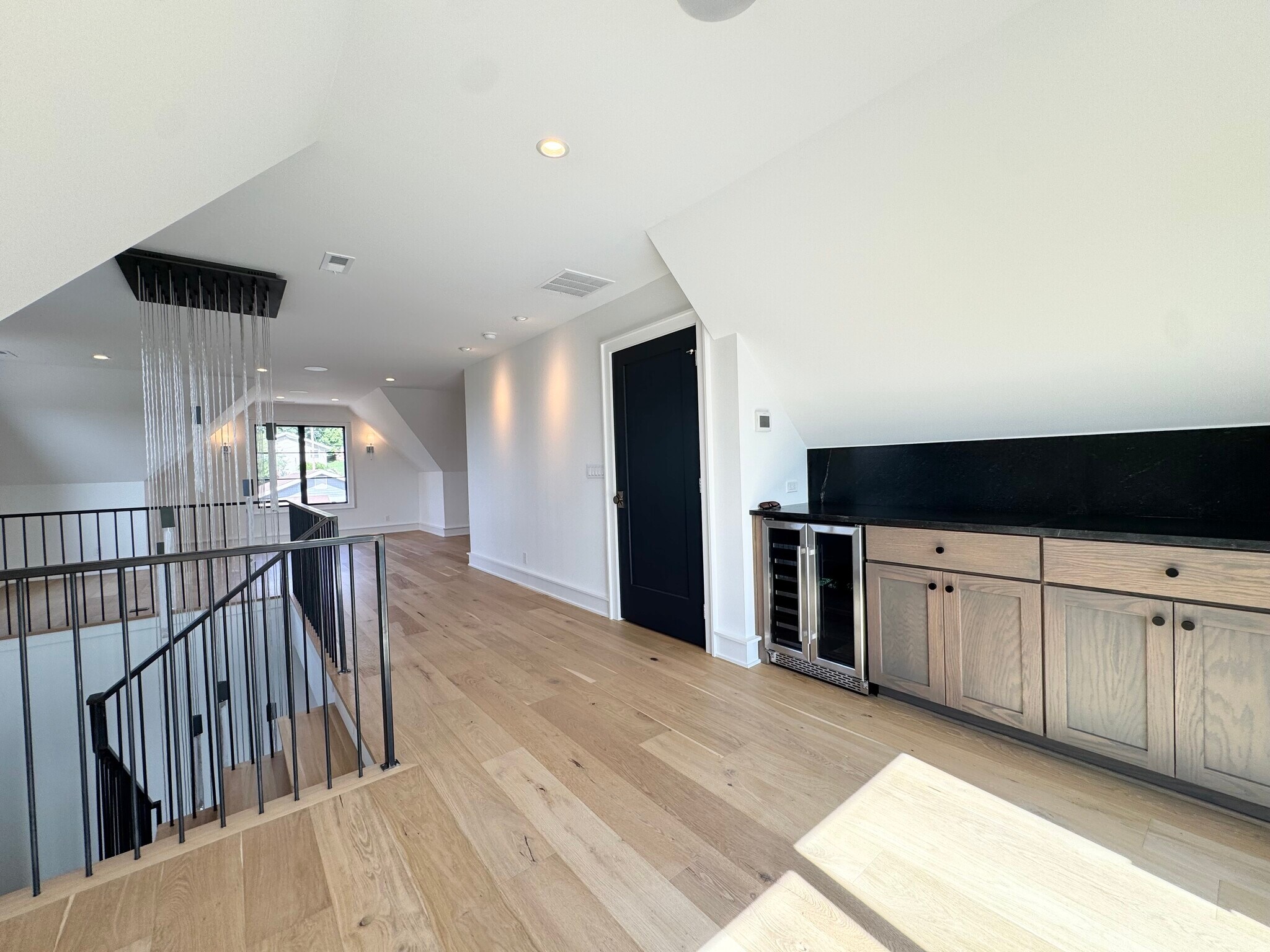 Building Photo - 2109 Belleview Ave