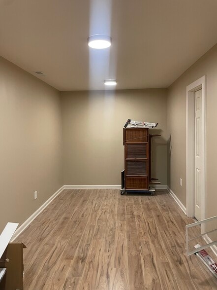 Living Room - 2409 Foxtrot Rd