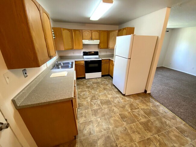 Building Photo - 810 Mary Anne Dr