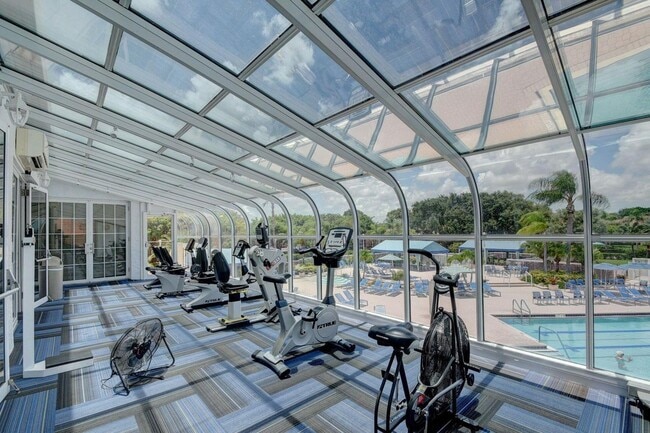 Building Photo - 5136 Floria Dr