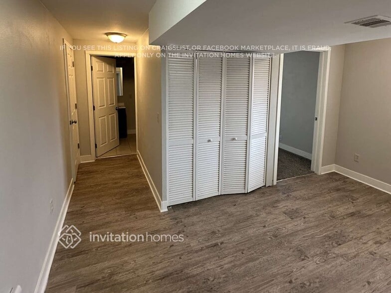 Building Photo - 4554 S Richfield St