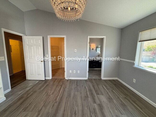 Building Photo - 3062 Doubletree Ln