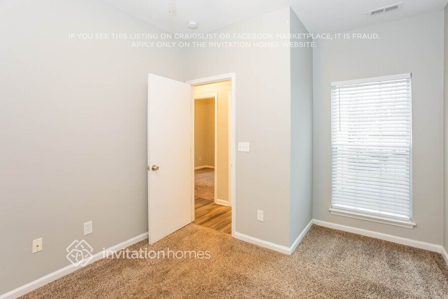 Building Photo - 8311 Springhead Ln