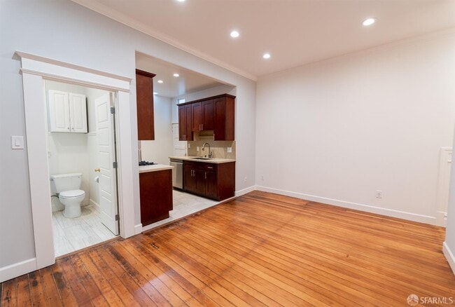 Building Photo - 139 Jasper Pl