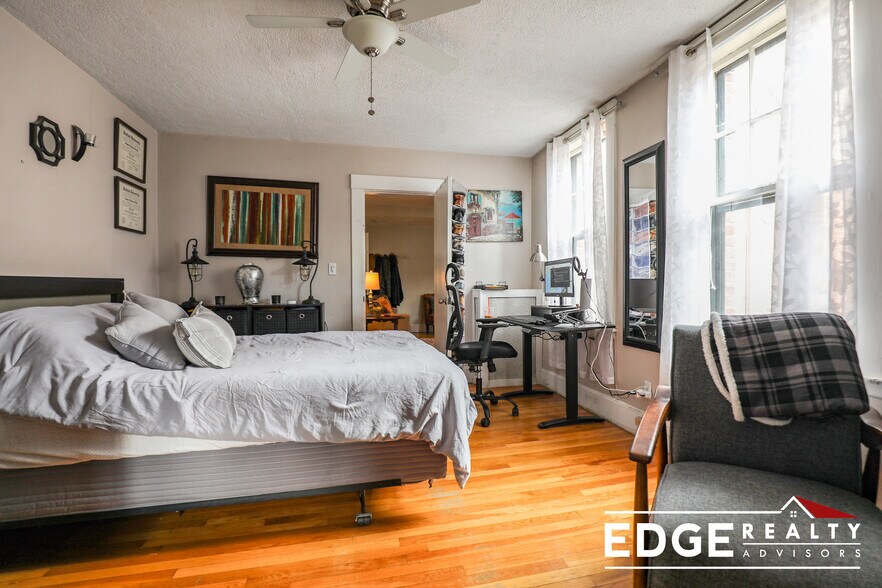 Building Photo - 120A Lanark Rd