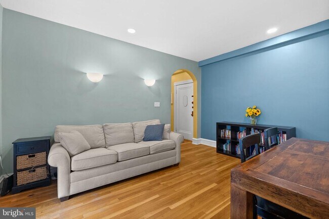 Building Photo - 5112 Connecticut Ave NW