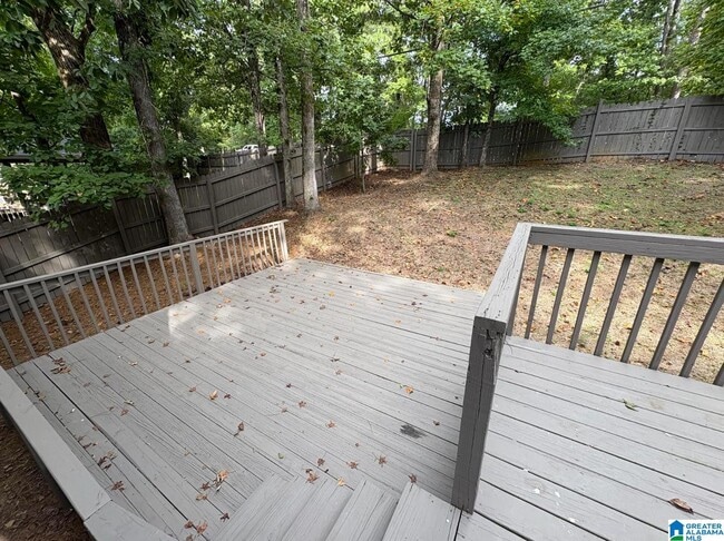 Building Photo - 111 Loyola Cir