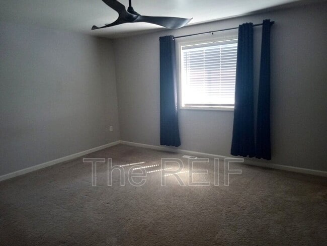 Building Photo - 4477 Soya Ave