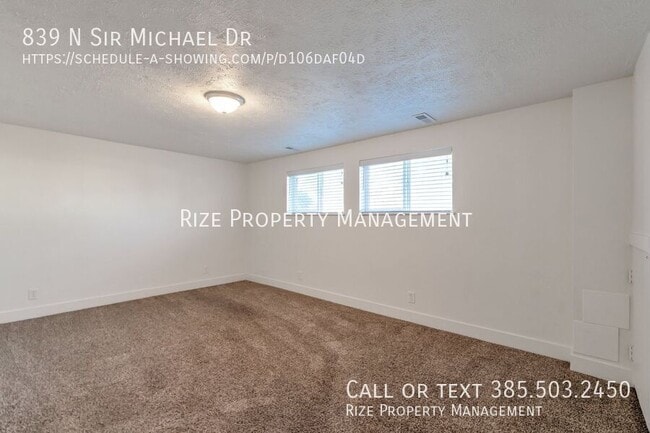 Building Photo - 839 Sir Michael Dr