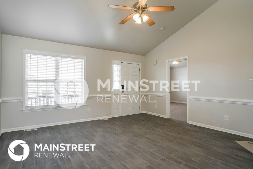 Building Photo - 398 Water Oak Dr