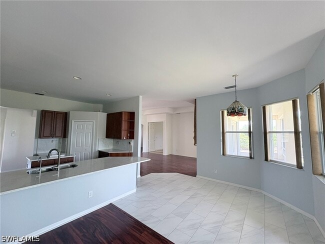 Building Photo - 4775 8th St NE