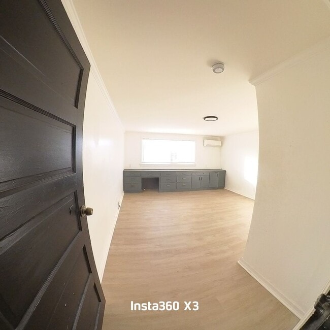 Building Photo - Auburn Commercial