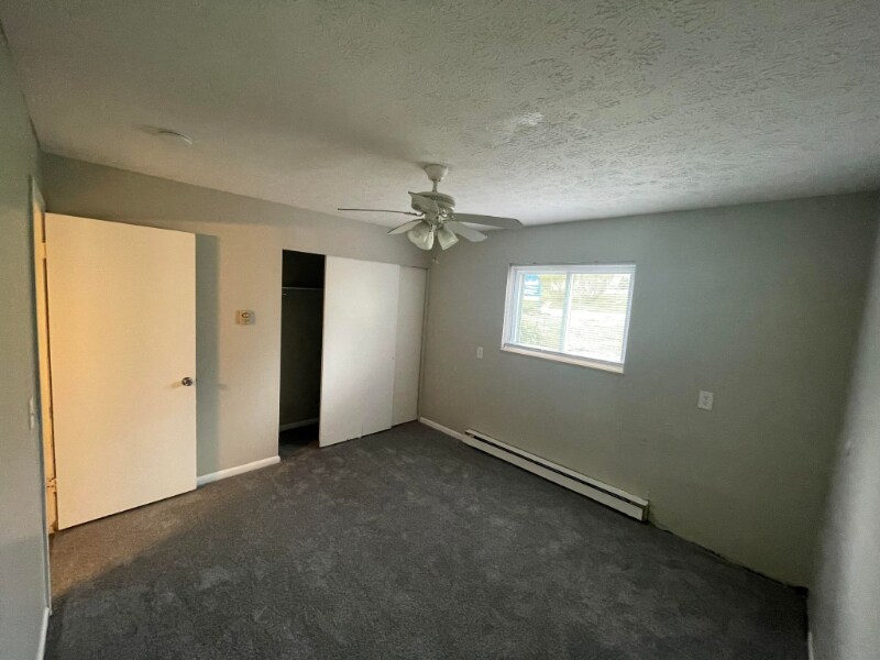 Building Photo - 1101 W Maple St NW