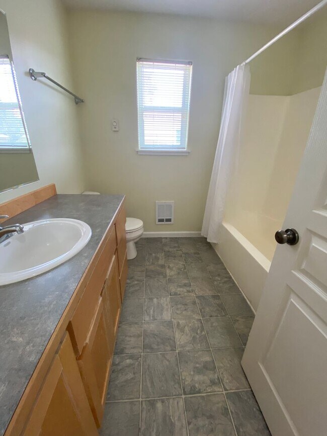 Building Photo - lot165